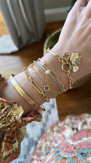 Manifest Peace - Pearl Bracelet