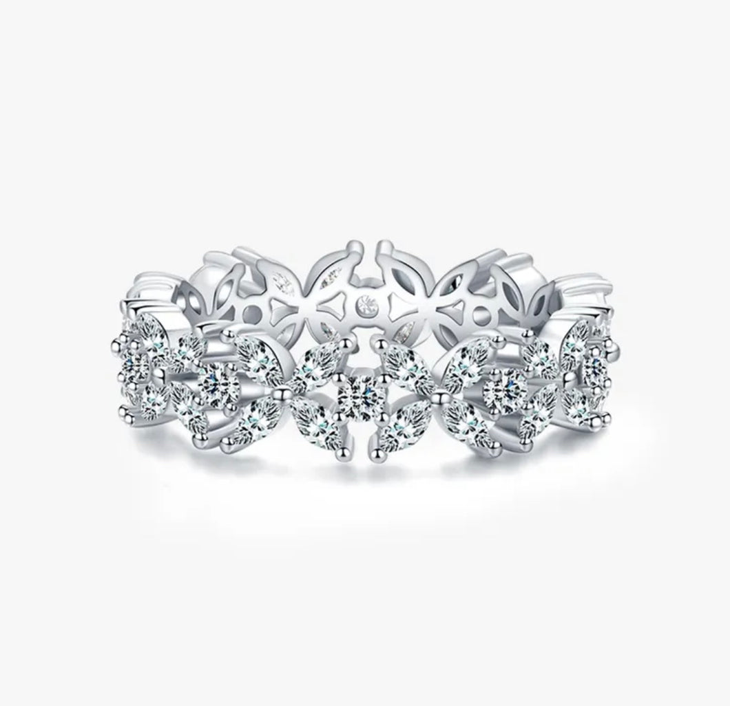 Clover Eternity Band - Sterling Silver