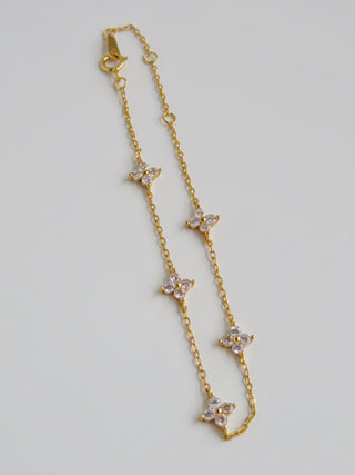 Dainty Diamond Flower Bracelet