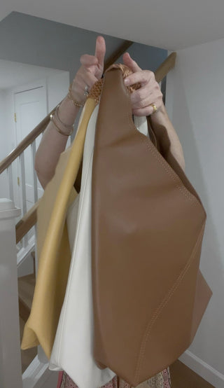 Sanxenxo Hobo Bag