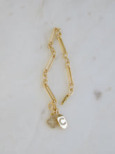 Load image into Gallery viewer, Clover &amp; Diamond Initial Tag Bracelet - Figaro Link