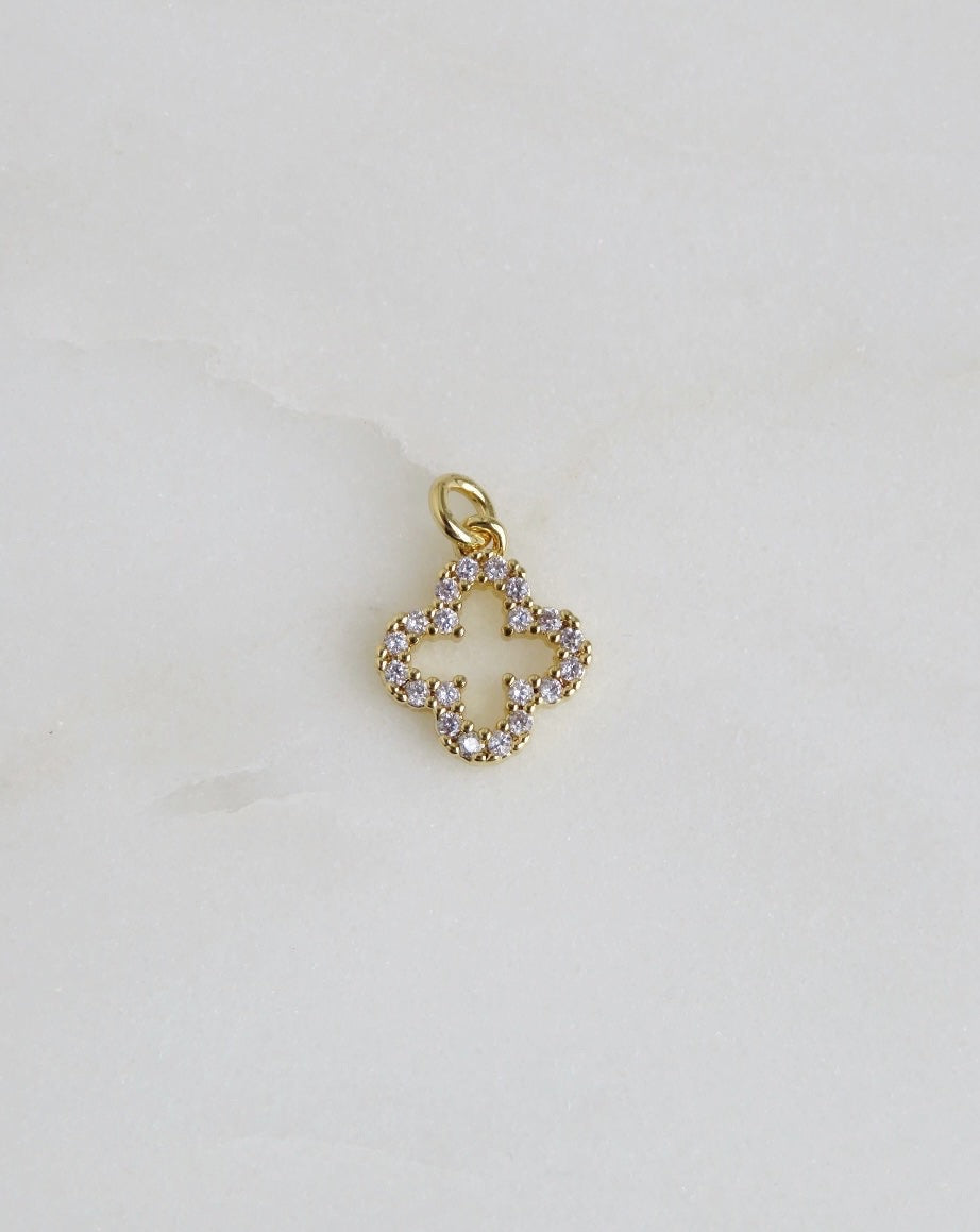 Petite Diamond Clover