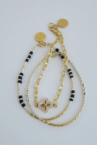 Pearl Shell Clover - Beaded Wrist Stack - Black