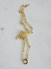 Load image into Gallery viewer, Figaro Charm Holder Necklace - Push In Clasp