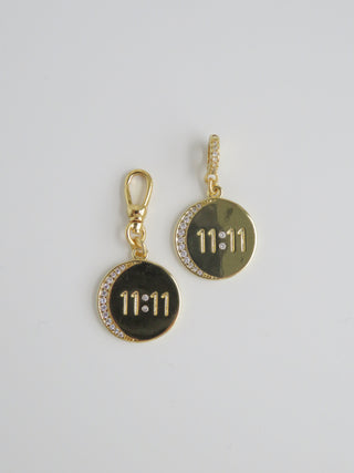 11:11 Gold Angel Number on Clasp