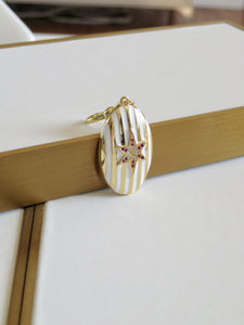 Oval Northern Star Pendant on Swivel Clasp