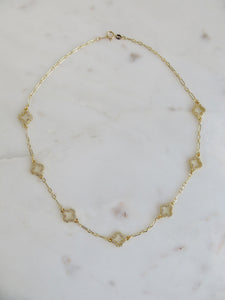 Grande Diamond Clover Necklace