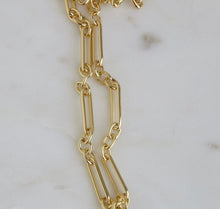 Load image into Gallery viewer, Angel Wing &amp; Diamond Initial Necklace - Clip Chain