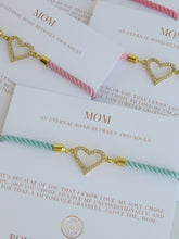 Load image into Gallery viewer, Beatrice Mom Bracelet - Heart