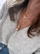 Load image into Gallery viewer, Grande Diamond Clover Necklace