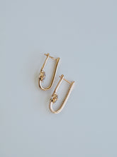 Load image into Gallery viewer, Addison Diamond Earrings