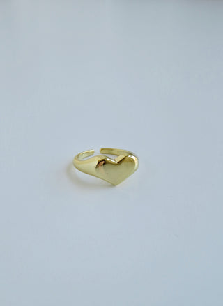 Zayd Heart Signet Ring