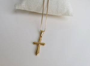 Classic Modern Holy Cross