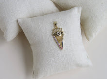 Load image into Gallery viewer, Triangular Eye Pendant