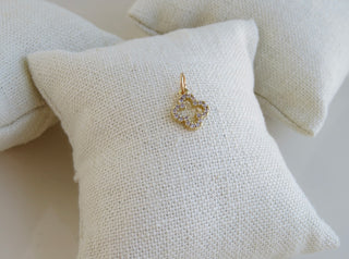 Petite Diamond Clover