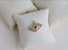Load image into Gallery viewer, Nazar Eye Pendant
