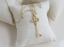 Load image into Gallery viewer, 18” Pave Diamond Key Pendant Necklace