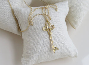 18” Pave Diamond Key Pendant Necklace
